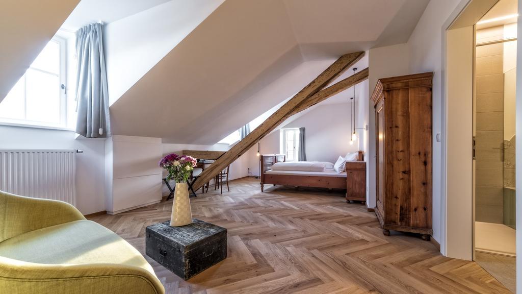Niedermairhof Bed and Breakfast Bruneck Kamer foto
